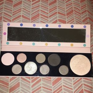 MAC eyeshadow palette